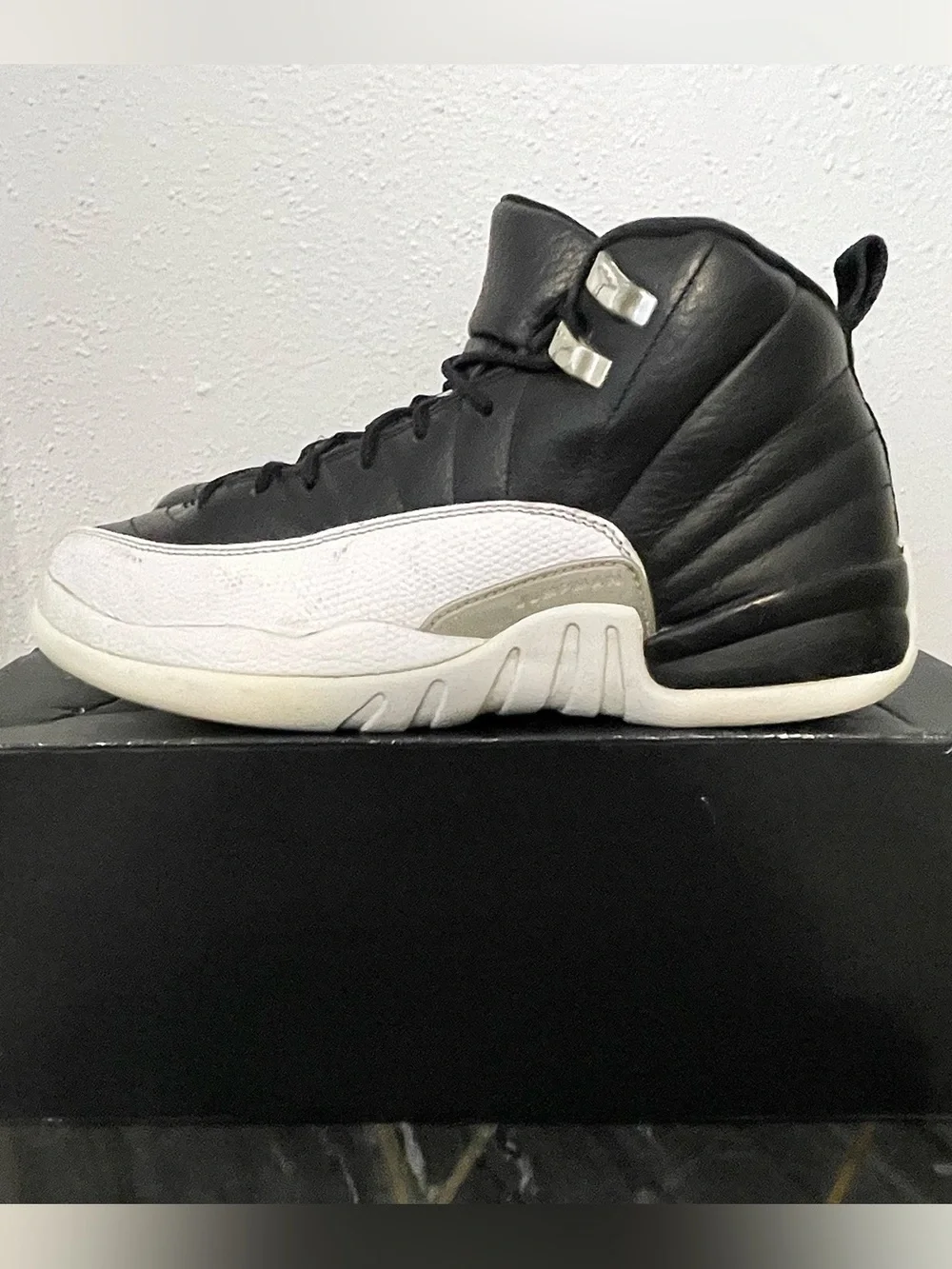 Air Jordan Retro 12 PlayOff Size 7Y